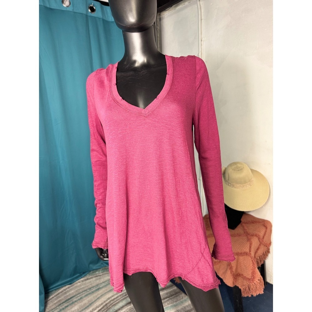 We The Free Flowy Tunic‎ Top XS Long Sleeve V Neck Casual